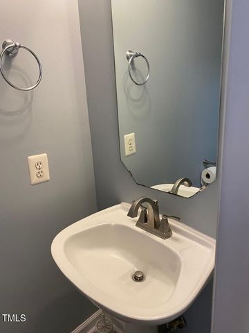 105 Climbing Ivy Court, Cary, NC 27511