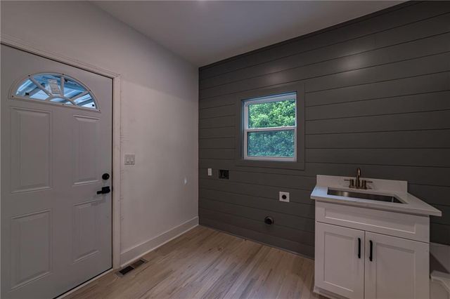 4 Bentley Trace Manor, Atlanta, GA 30327