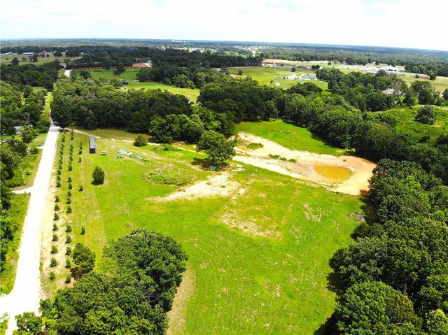 N Mt Pleasant Road, Gravette, AR 72736