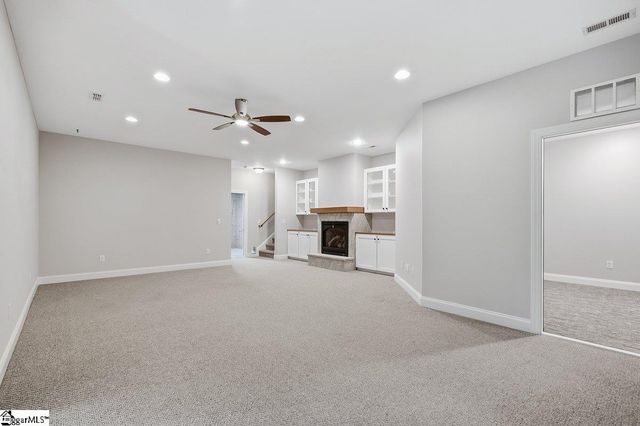 1 Mandarin Circle, Taylors, SC 29687