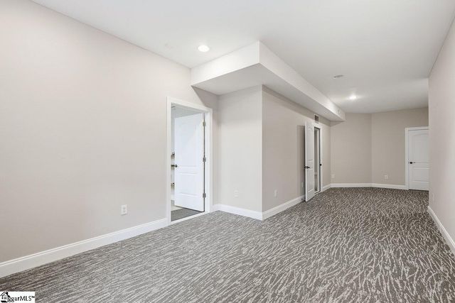 1 Mandarin Circle, Taylors, SC 29687