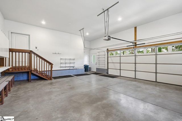 1 Mandarin Circle, Taylors, SC 29687