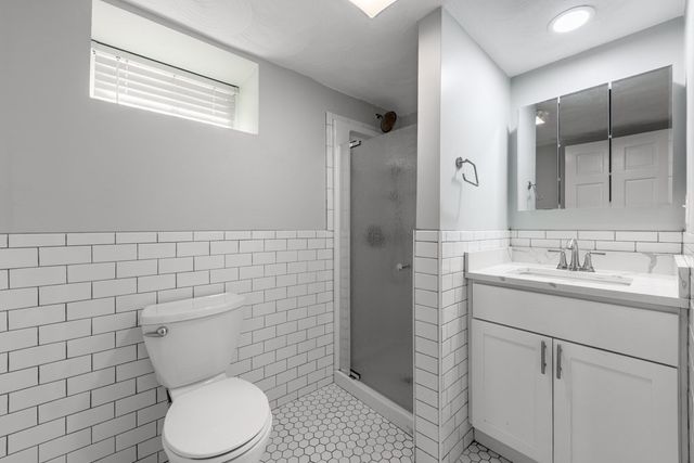 29 Laurel Rd, Milton, MA 02186