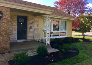 6185 N Keating Avenue, Chicago, IL 60646