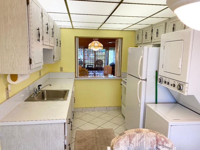 2331 Croton Lane B, Delray Beach, FL 33445