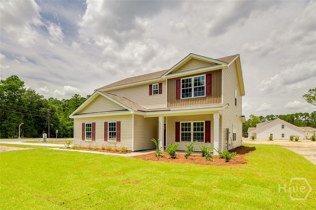 Image 3 of property listing at 1369 Ebenezer Road, Rincon, GA 31326