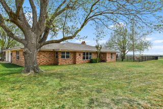 1601 CR 463 (and CR 465), Elgin, TX 78621