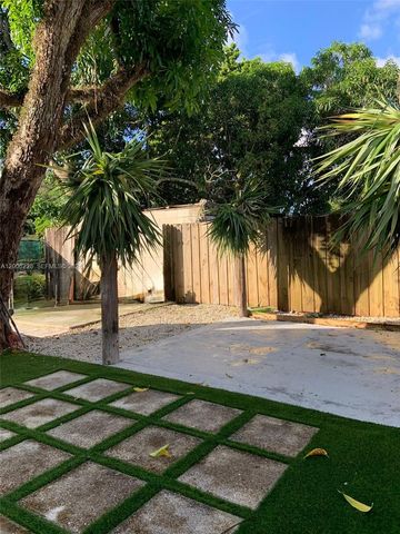 2036 SW 57th Ct 2038, Miami, FL 33155