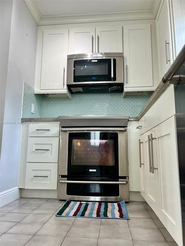 2036 SW 57th Ct 2038, Miami, FL 33155