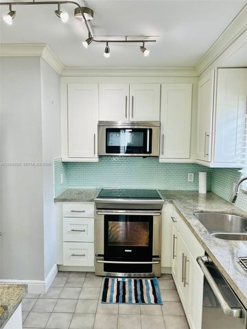 2036 SW 57th Ct 2038, Miami, FL 33155