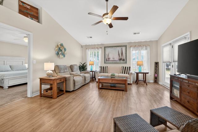 1904 Capella Ct., Conway, SC 29527
