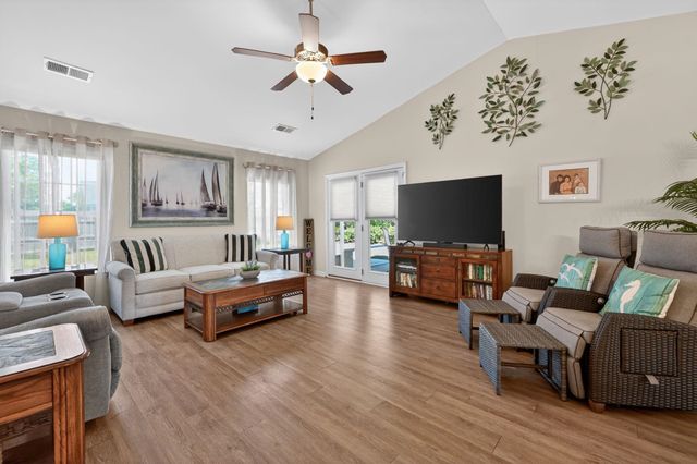 1904 Capella Ct., Conway, SC 29527