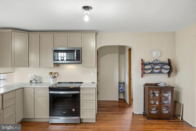 2085 HARNEY RD, Littlestown, PA 17340