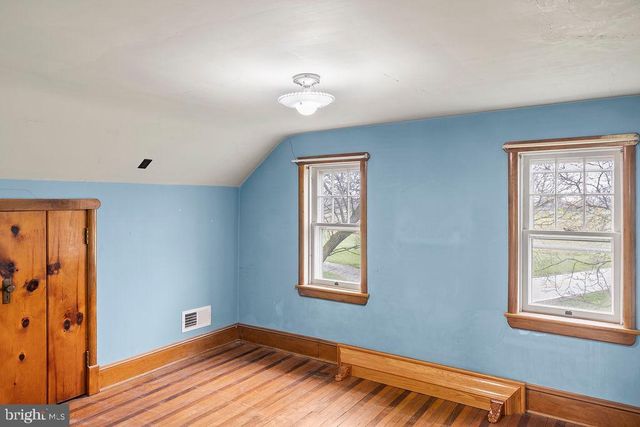 2085 HARNEY RD, Littlestown, PA 17340