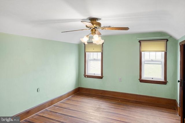 2085 HARNEY RD, Littlestown, PA 17340