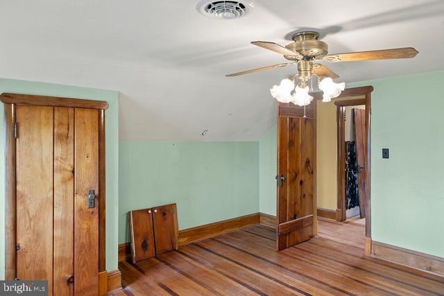 2085 HARNEY RD, Littlestown, PA 17340