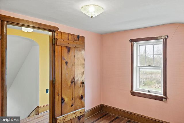 2085 HARNEY RD, Littlestown, PA 17340