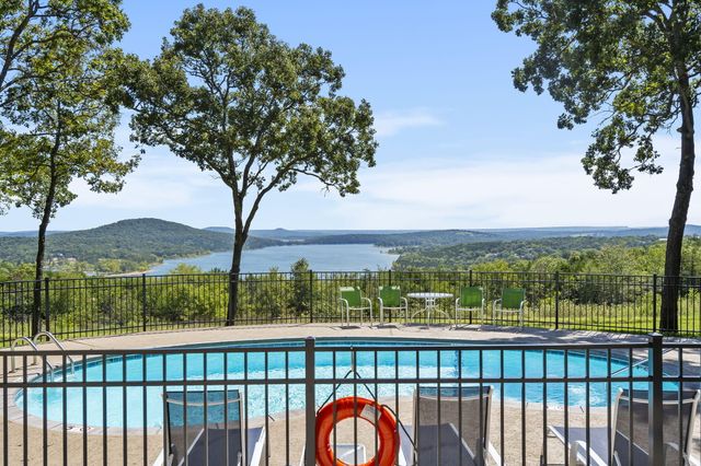 31 Woodcliff Road 31, Shell Knob, MO 65747