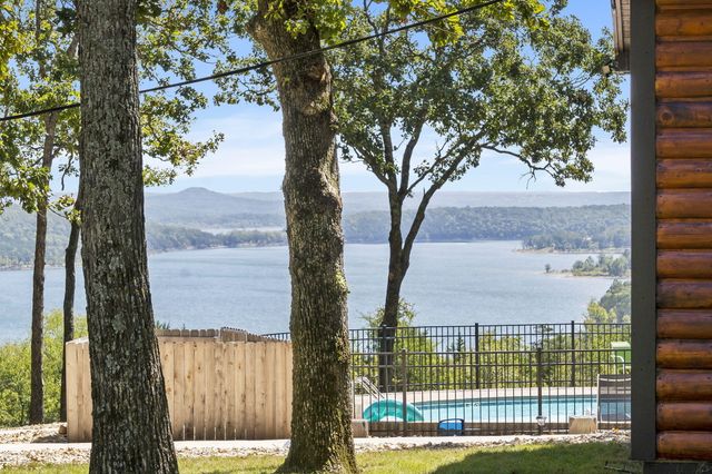 31 Woodcliff Road 31, Shell Knob, MO 65747