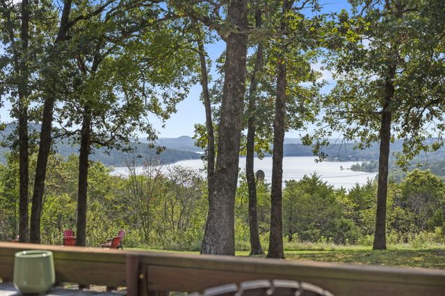 31 Woodcliff Road 31, Shell Knob, MO 65747