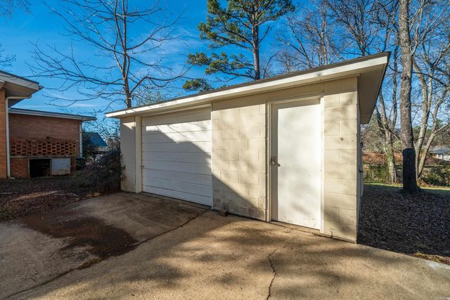 218 Andover Street, Hot Springs, AR 71913