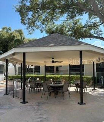 3802 N OAK DRIVE 32, Tampa, FL 33611