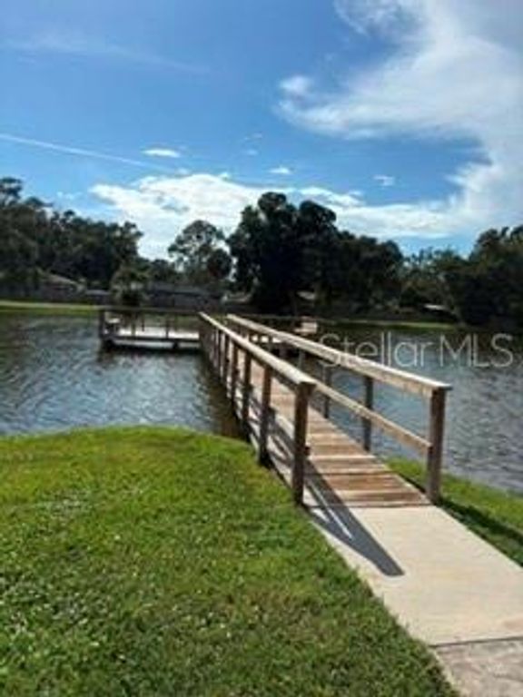 3802 N OAK DRIVE 32, Tampa, FL 33611