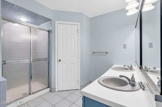 96 Tangerine Drive, Marlboro, NJ 07746