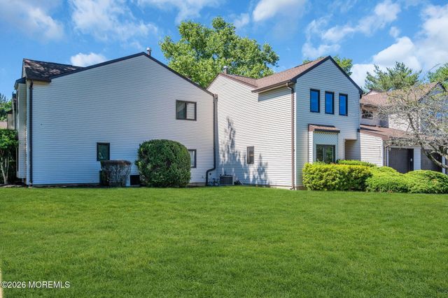 96 Tangerine Drive, Marlboro, NJ 07746