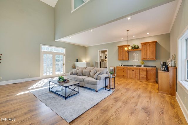 150 Teague Lane, Unicoi, TN 37692