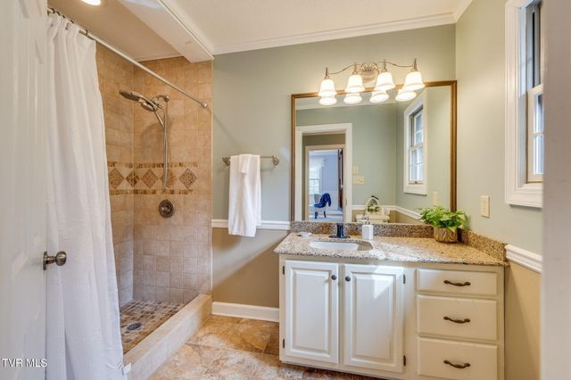 150 Teague Lane, Unicoi, TN 37692