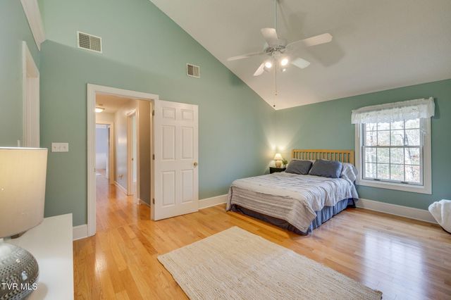 150 Teague Lane, Unicoi, TN 37692