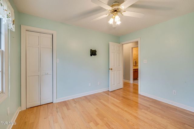 150 Teague Lane, Unicoi, TN 37692