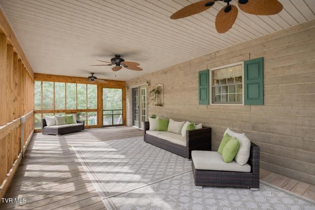 150 Teague Lane, Unicoi, TN 37692