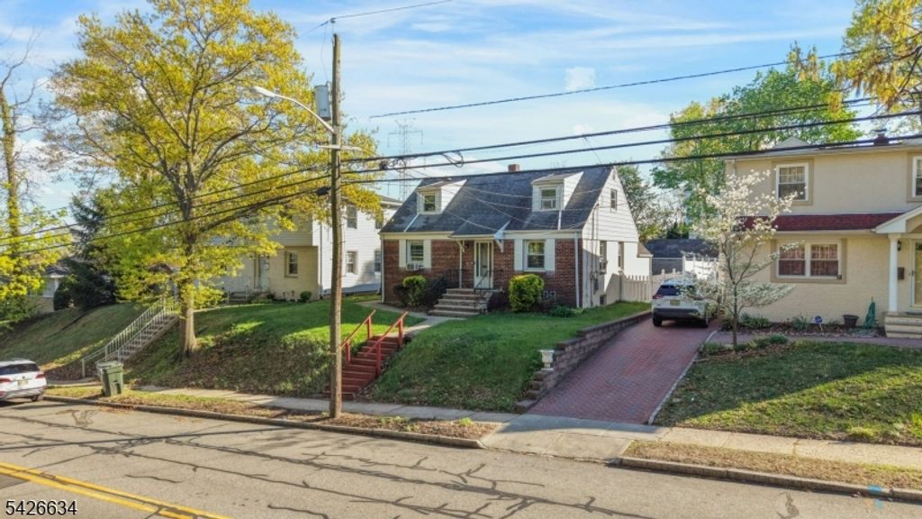 701 Centre St, Nutley Twp., NJ 07110