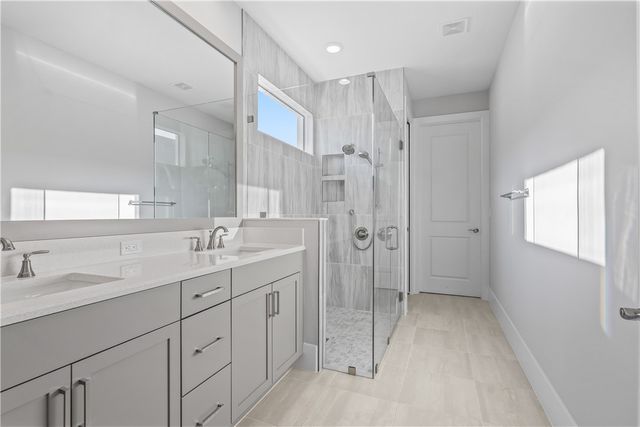 2152 Falls Manor, Vero Beach, FL 32967