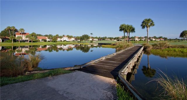 2152 Falls Manor, Vero Beach, FL 32967