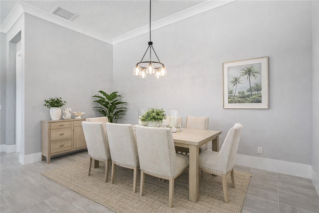 2152 Falls Manor, Vero Beach, FL 32967