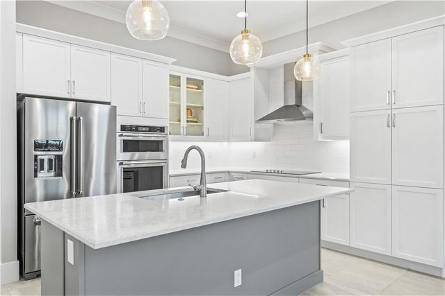 2152 Falls Manor, Vero Beach, FL 32967