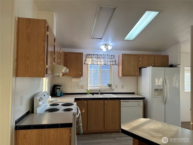 571 Morning View Circle, East Wenatchee, WA 98802