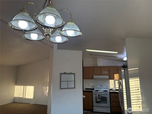 571 Morning View Circle, East Wenatchee, WA 98802