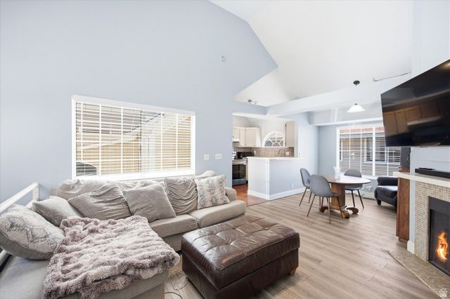 5425 S SPINNAKER ROW, Taylorsville, UT 84123