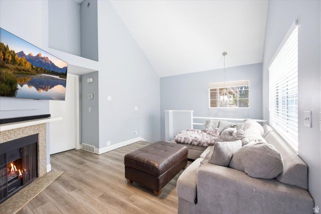 5425 S SPINNAKER ROW, Taylorsville, UT 84123