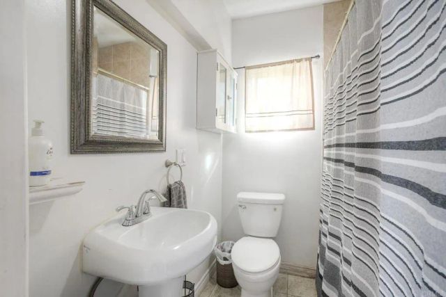412 W 9th Avenue, Escondido, CA 92025