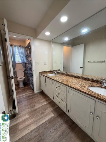 1150 Ridge Ave, Allentown City, PA 18102
