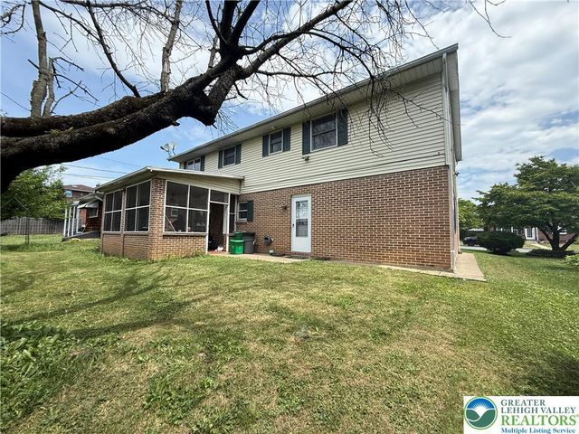 1150 Ridge Ave, Allentown City, PA 18102