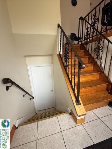 1150 Ridge Ave, Allentown City, PA 18102