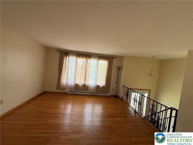 1150 Ridge Ave, Allentown City, PA 18102