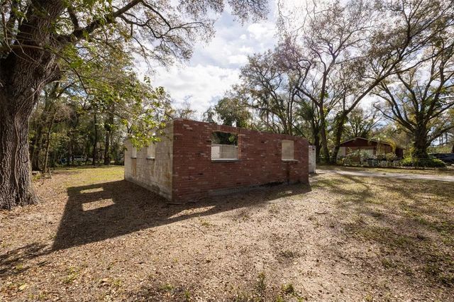 5515 N FALKENBURG ROAD, Tampa, FL 33610