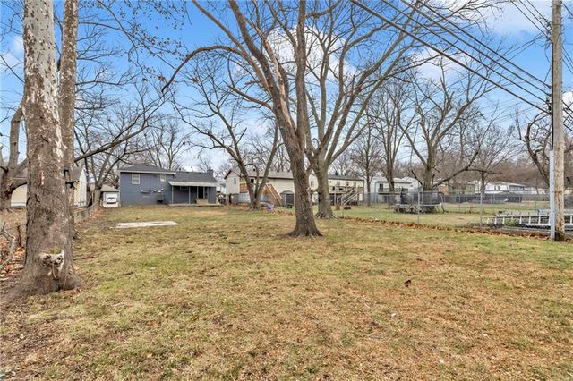 5128 N Richmond Avenue, Kansas City, MO 64119